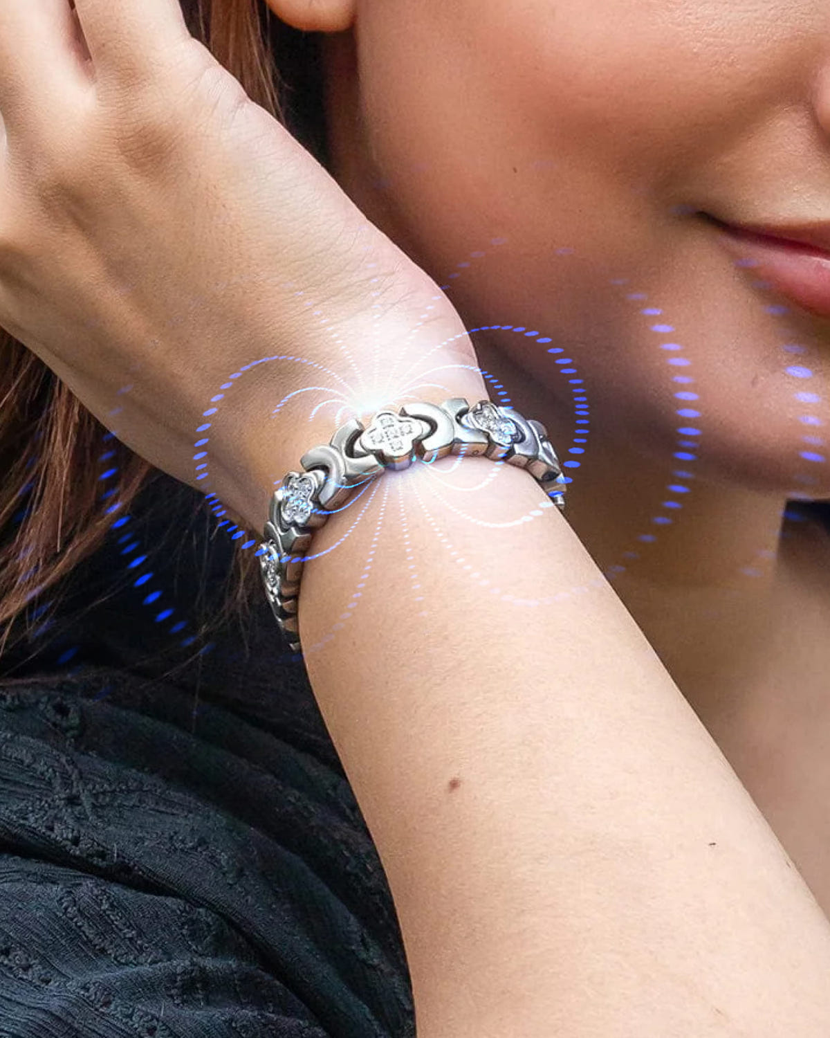 Women’s Crystal Wellness Set – Magnetic Clover Bracelet + Earrings (Silver)